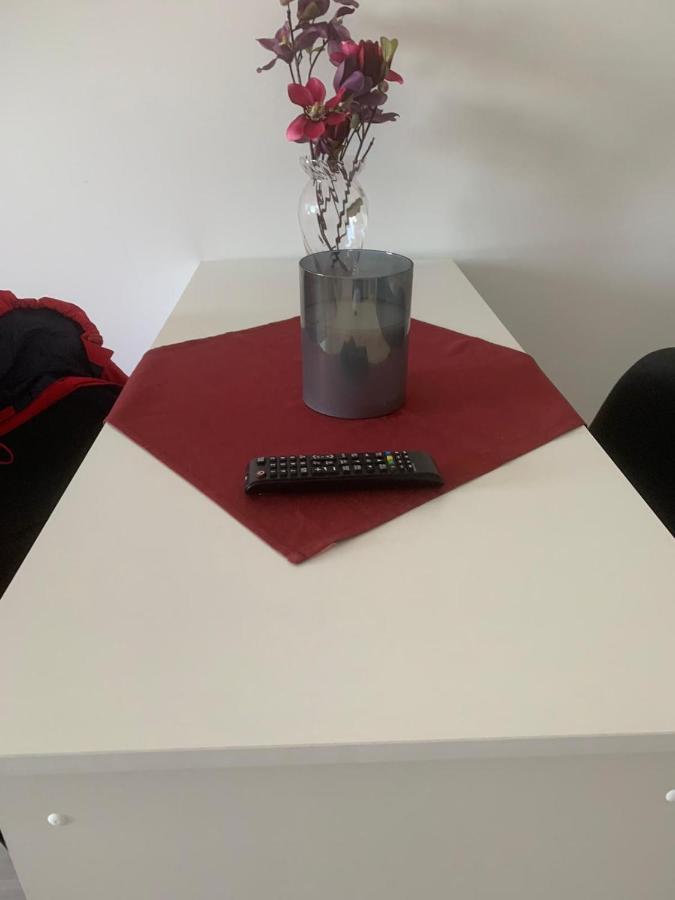 Apartament Apartalux Oradea Zewnętrze zdjęcie